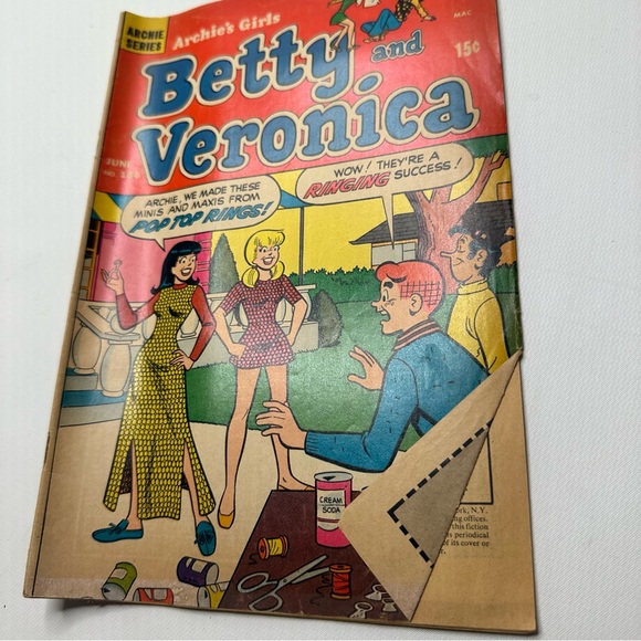 Archie’s Girls Betty & Veronica Archie Comic Books Series No.186 June 71’ - Picture 3 of 6